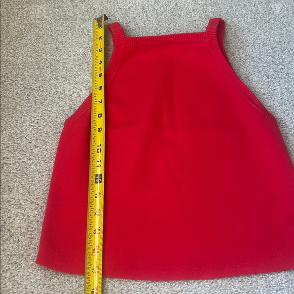 Alice and Olivia Cabot Ribbed High-Neck Fitted Crop Tank - Picture 6 of 7